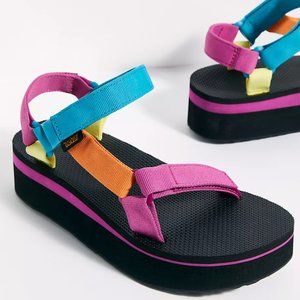 Flatform Universal Teva Sandals